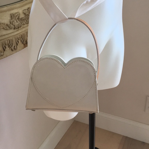 LOTTE WHITE MINI HEART HANDBAG